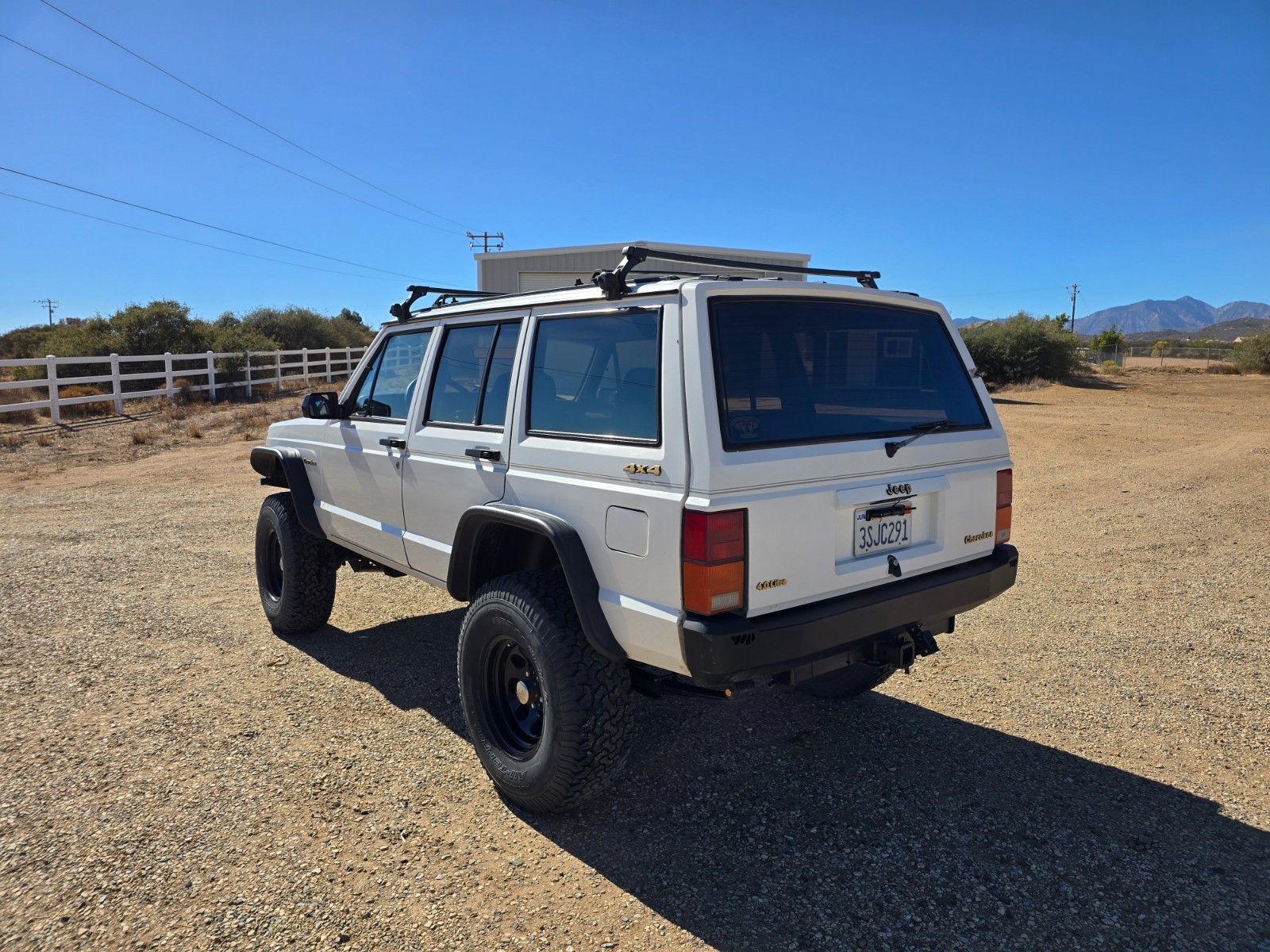 Jeep-Cherokee-1989-SUV-5
