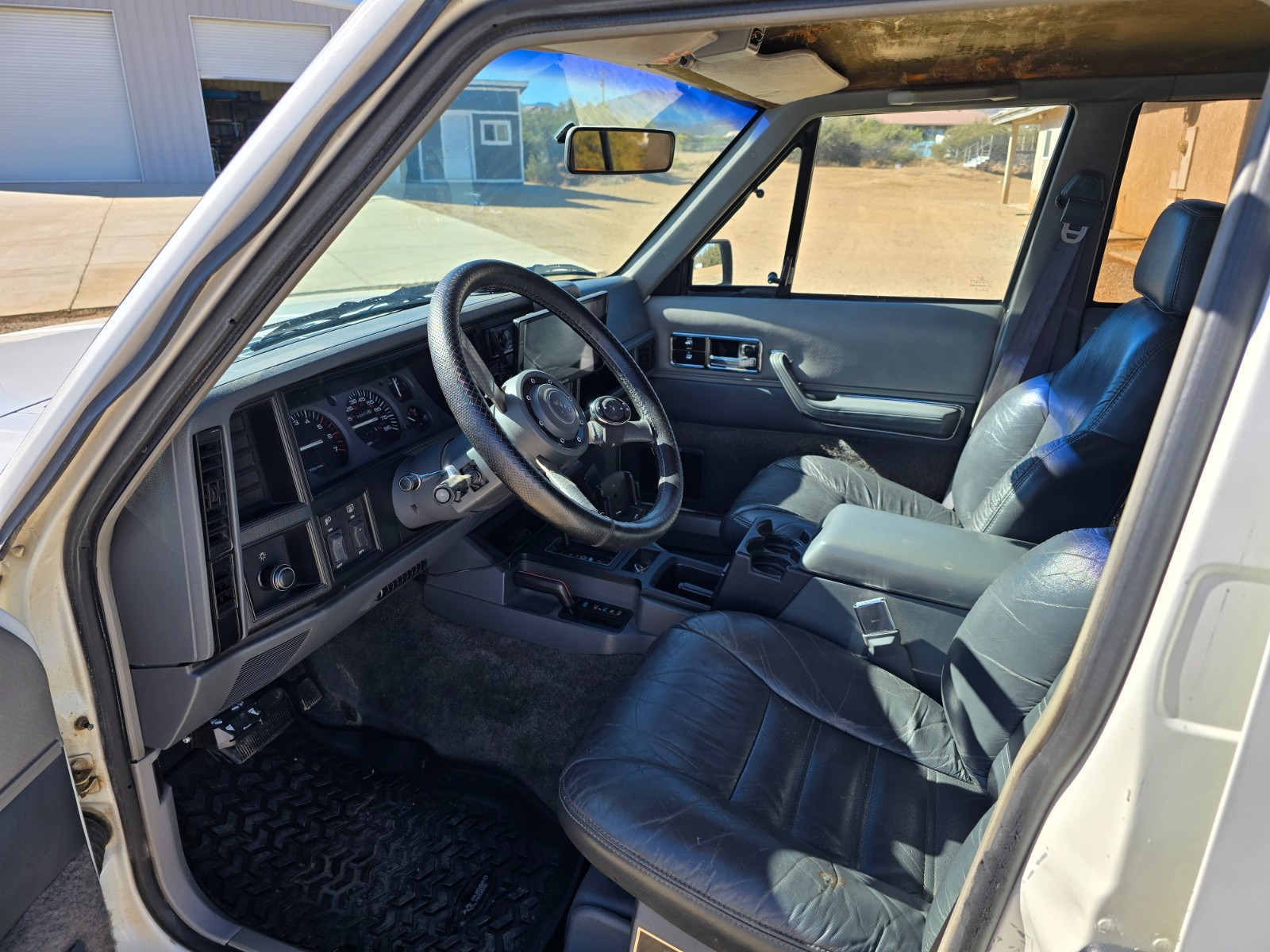 Jeep-Cherokee-1989-SUV-7