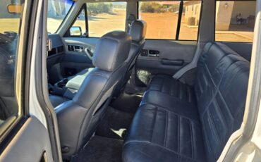 Jeep-Cherokee-1989-SUV-9