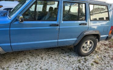 Jeep-Cherokee-1990-SUV-3