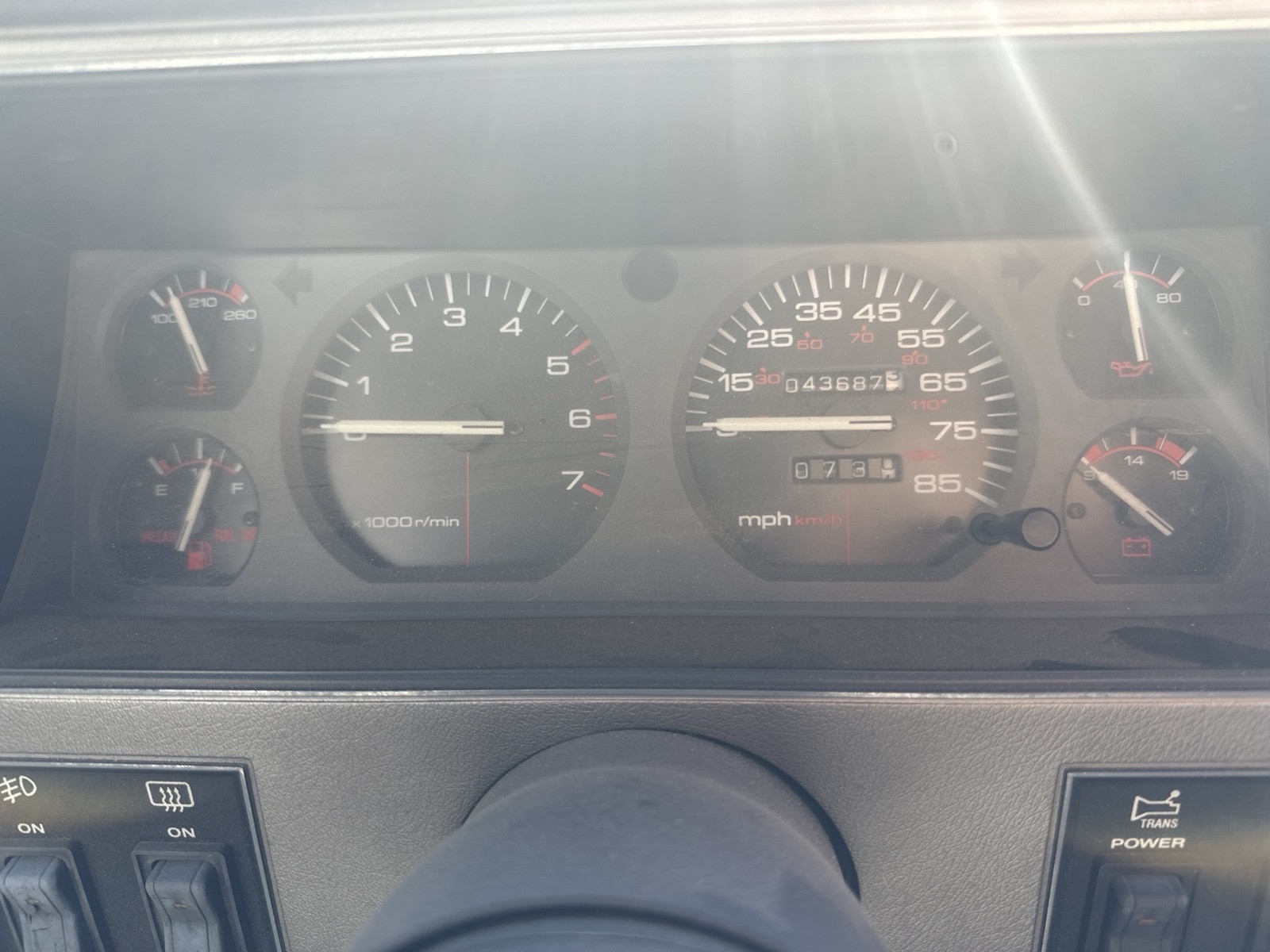 Jeep-Cherokee-1990-SUV-5