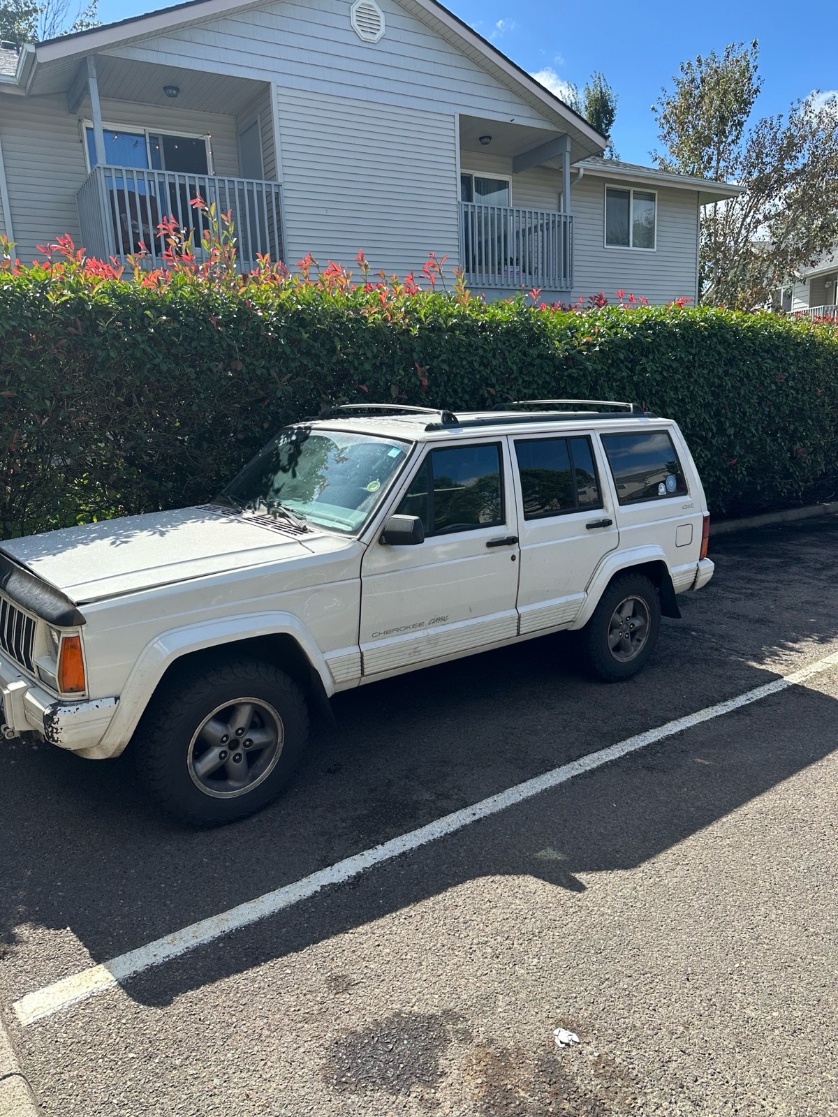 Jeep-Cherokee-1996