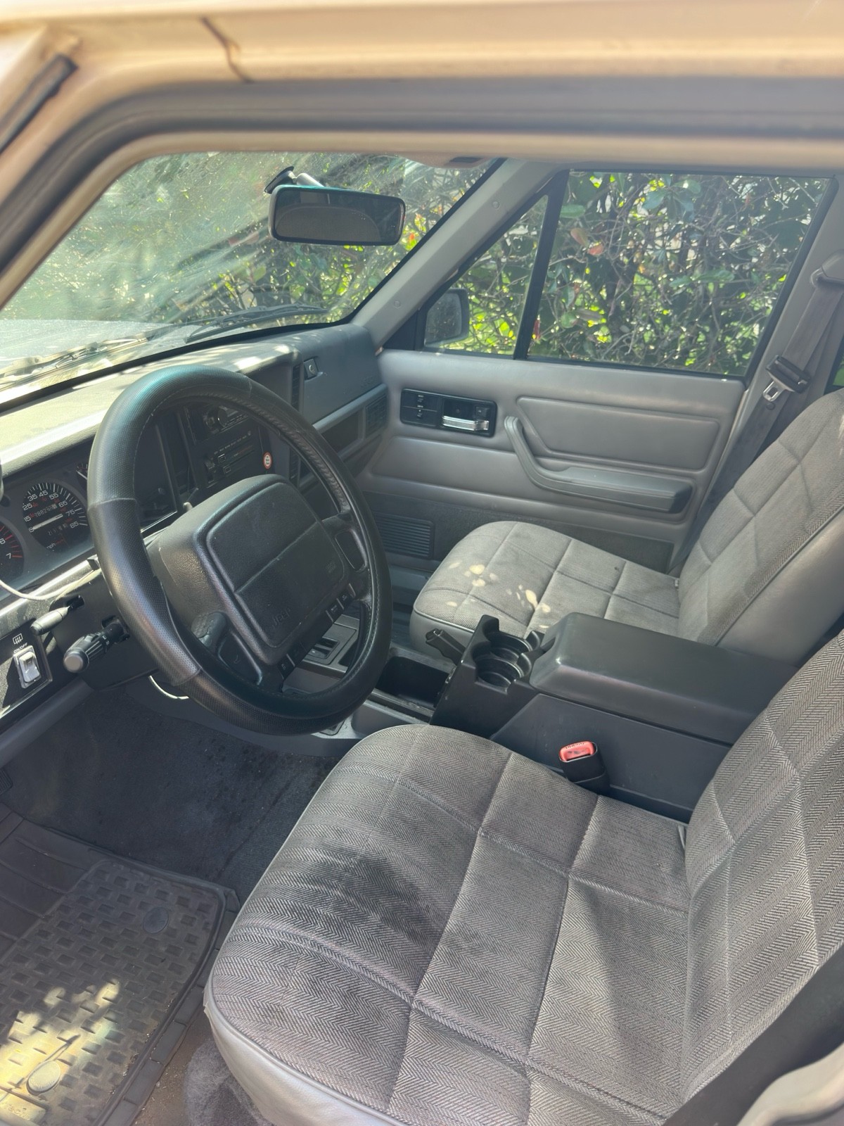 Jeep-Cherokee-1996-8