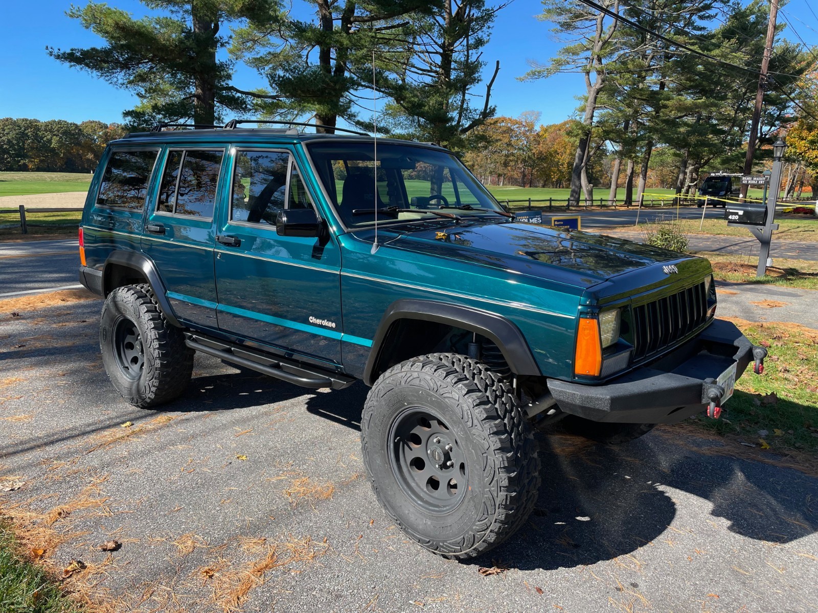 Jeep-Cherokee-1996-SUV-15
