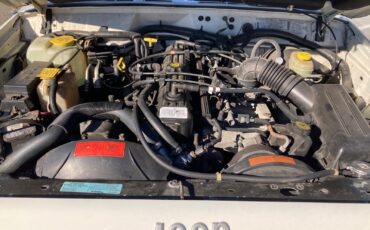 Jeep-Cherokee-1996-SUV-17