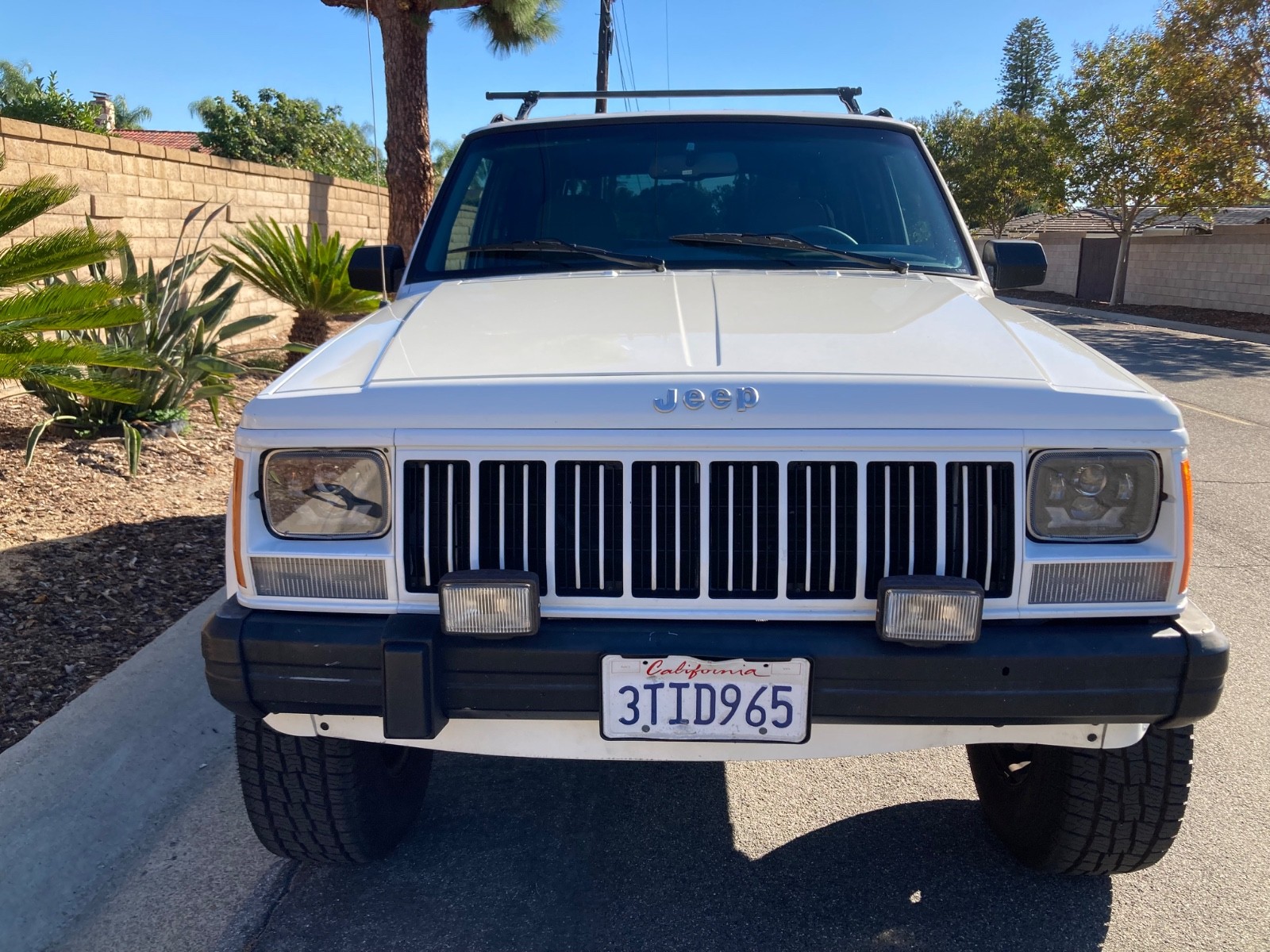 Jeep-Cherokee-1996-SUV-3