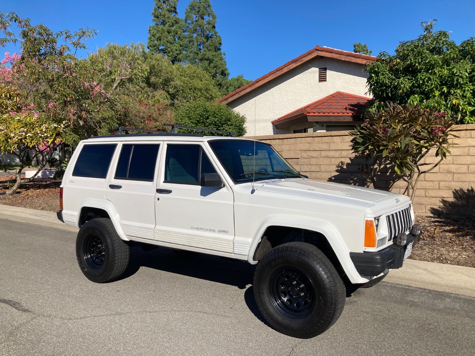 Jeep-Cherokee-1996-SUV-5