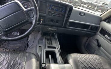 Jeep-Cherokee-1996-SUV-7