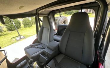 Jeep-Cj-1980-Ruby-Red-Black-11