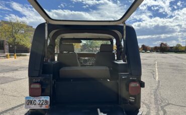 Jeep-Cj7-1979-Black-Black-19