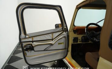 Jeep-Cj7-1981-Cameo-Tan-Nutmeg-37
