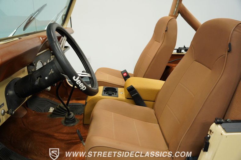 Jeep-Cj7-1981-Cameo-Tan-Nutmeg-42