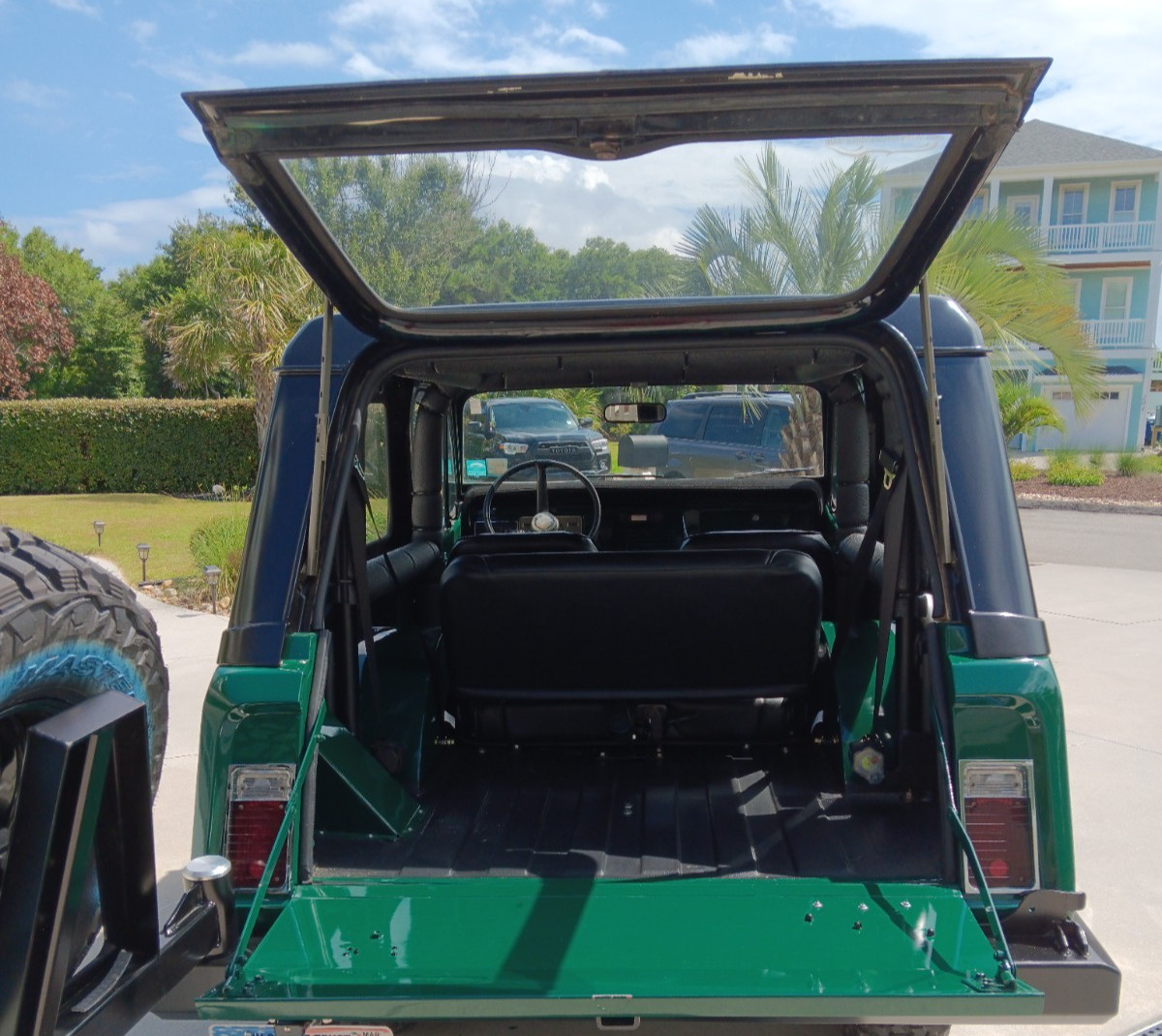 Jeep-Commando-1969-Wagon-8