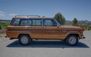 Jeep-Grand-wagoneer-1985-Sand-Tan