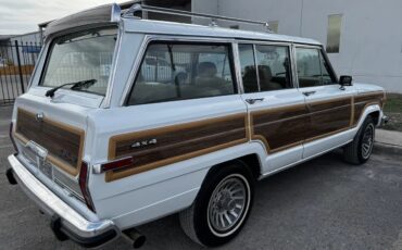 Jeep-Grand-wagoneer-1989-White-Tan