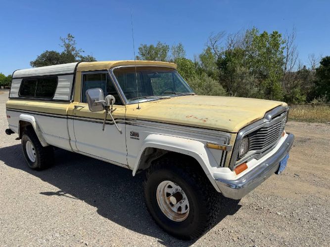 Jeep-J10-1979-Yellow-17