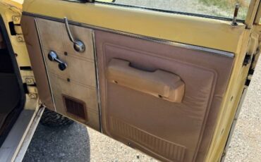 Jeep-J10-1979-Yellow-6