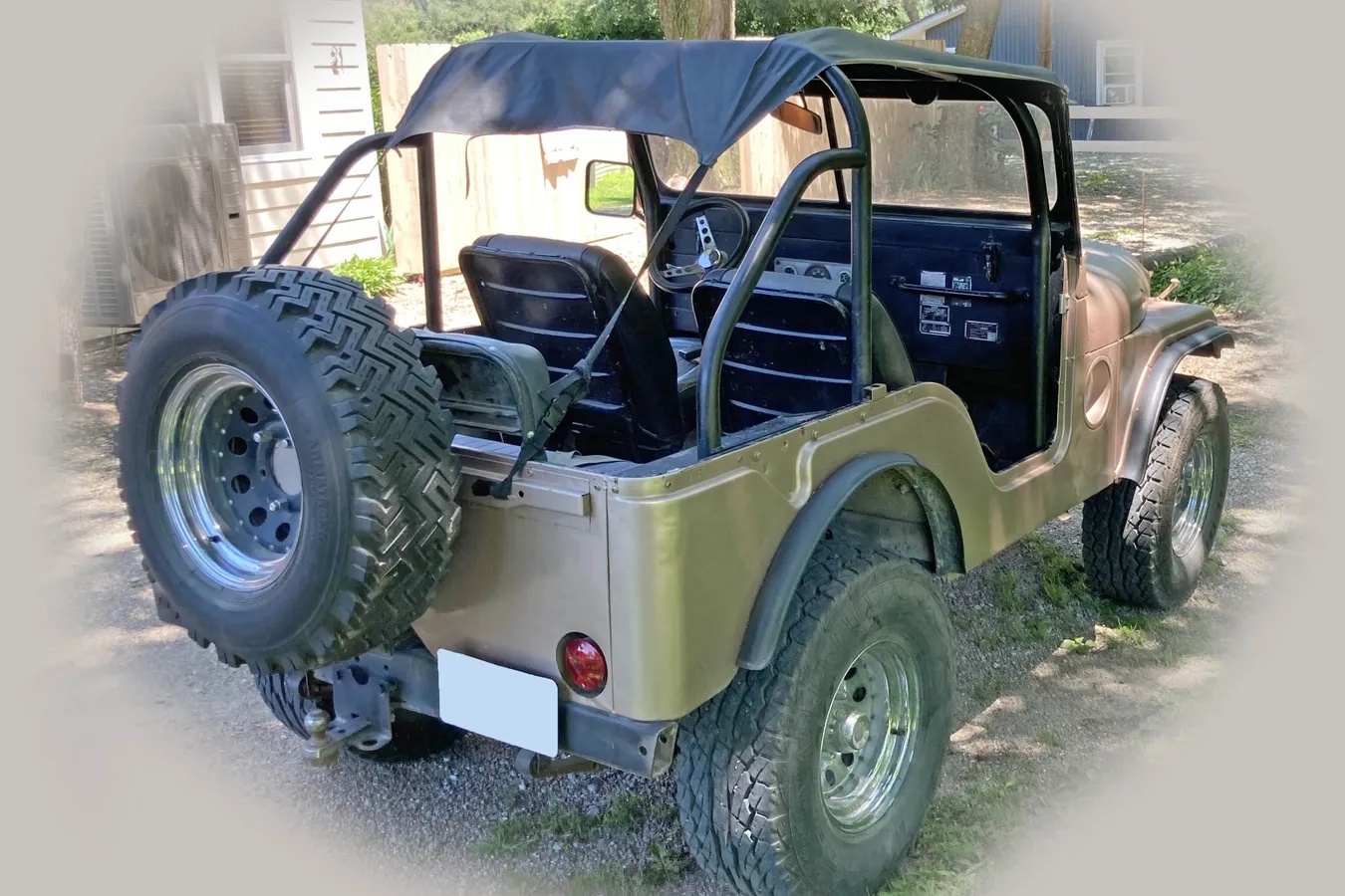 Jeep-M38a1-willys-md-1964-Tan-Black-14