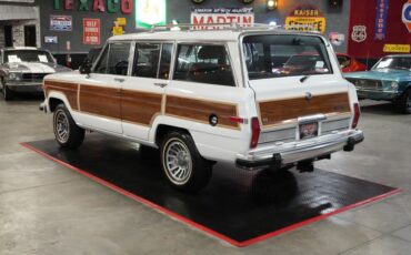 Jeep-Other-1989-White-Burgundy-1