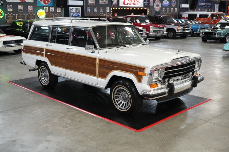 Jeep-Other-1989-White-Burgundy-19