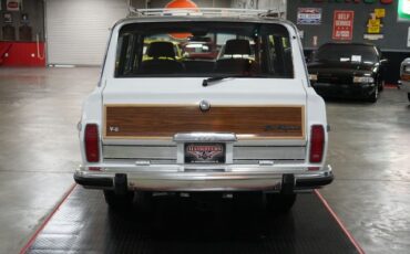 Jeep-Other-1989-White-Burgundy-2