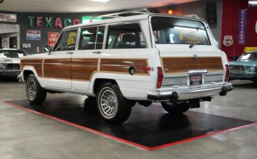 Jeep-Other-1989-White-Burgundy-23