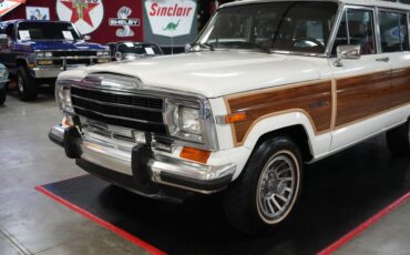 Jeep-Other-1989-White-Burgundy-27