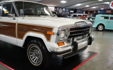 Jeep-Other-1989-White-Burgundy-30