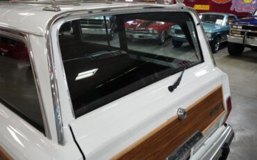 Jeep-Other-1989-White-Burgundy-38