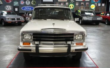 Jeep-Other-1989-White-Burgundy-5