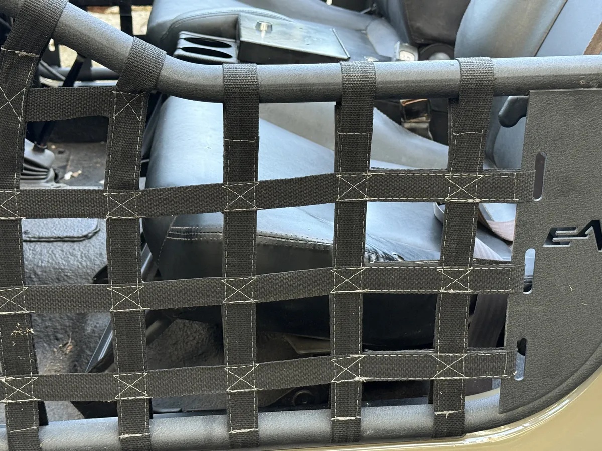 Jeep-Scrambler-1981-Sahara-Black-8