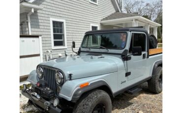 Jeep-Scrambler-1983-Grey-Black-2