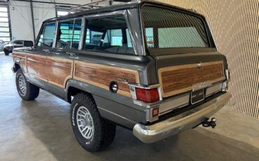 Jeep-Wagoneer-1983-SUV-22
