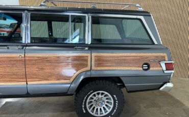 Jeep-Wagoneer-1983-SUV-25