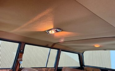 Jeep-Wagoneer-1983-SUV-37