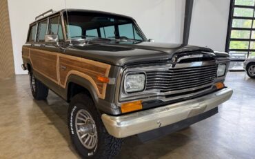 Jeep-Wagoneer-1983-SUV-6
