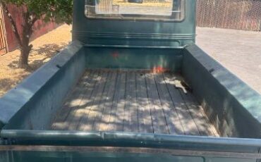 Jeep-Willys-1961-Green-6
