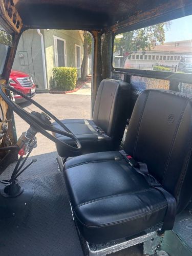 Jeep-Willys-1961-Green-8