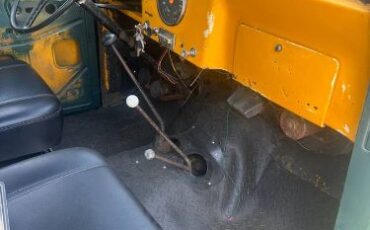 Jeep-Willys-1961-Green-9