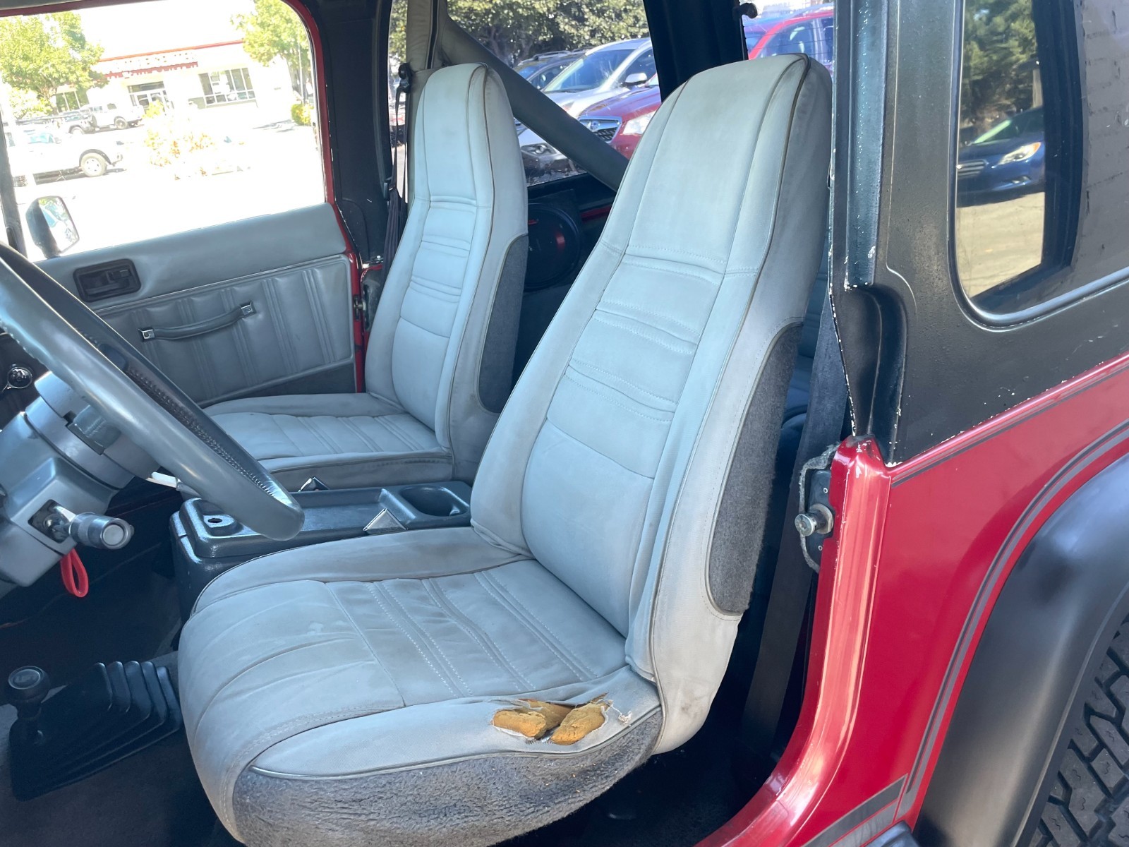 Jeep-Wrangler-1988-SUV-14