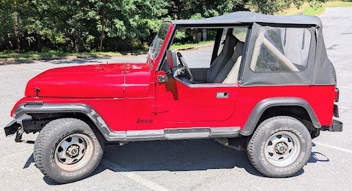 Jeep-Wrangler-1988-SUV-2