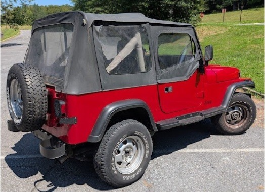 Jeep-Wrangler-1988-SUV-3