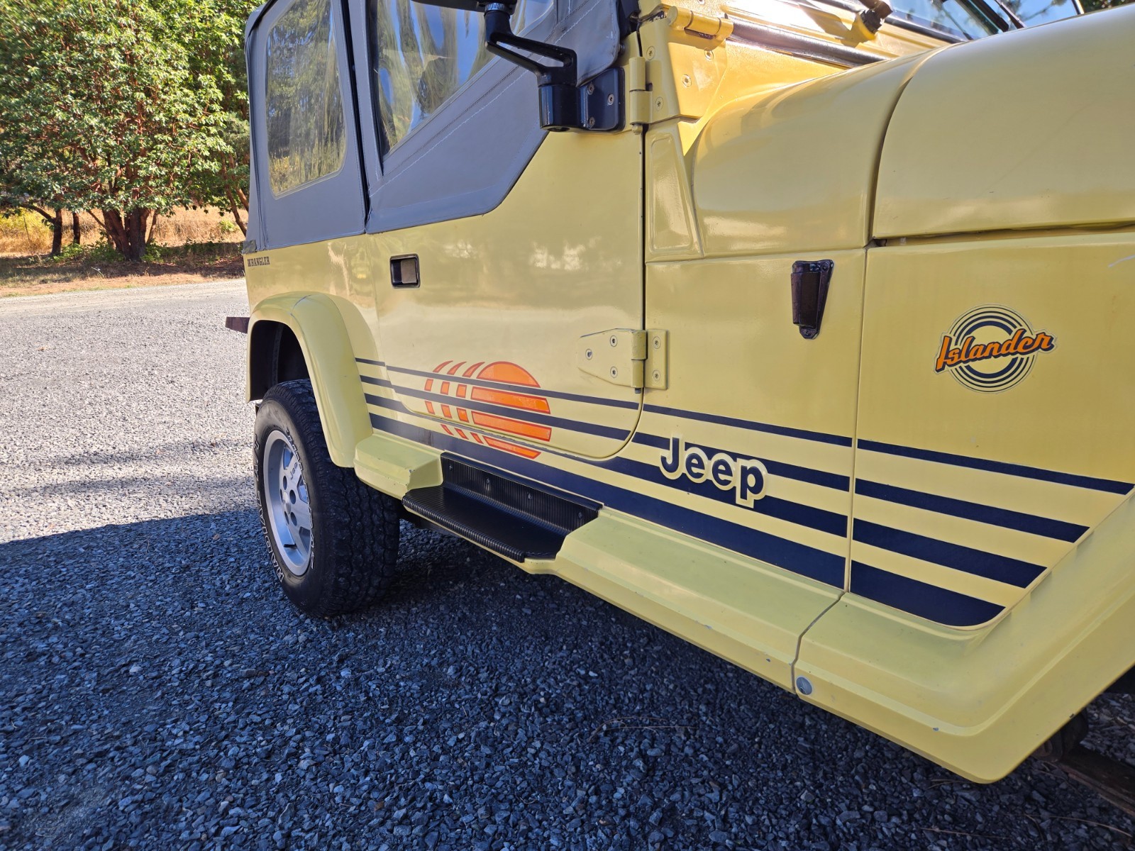 Jeep-Wrangler-1989-13