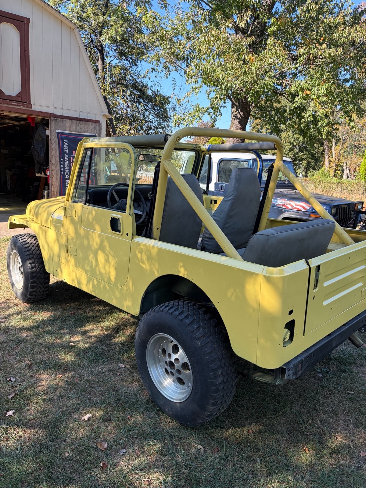 Jeep-Wrangler-1991-SUV-1