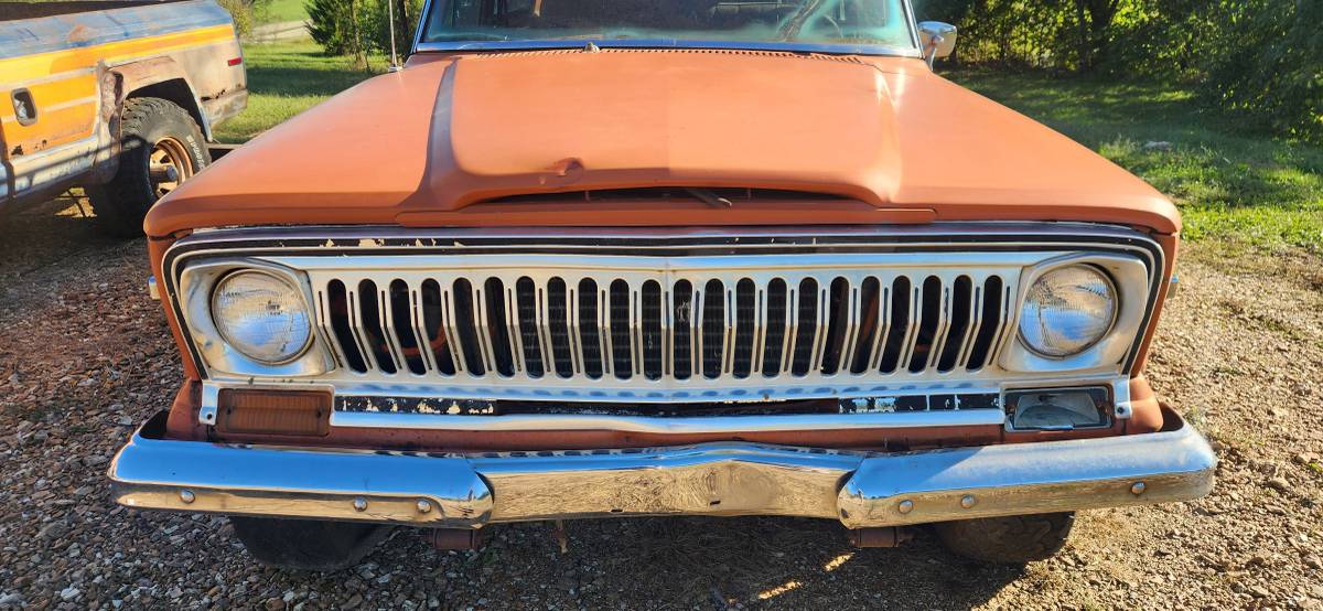 Jeep-cherokee-1975-orange-1