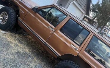 Jeep-cherokee-1985-brown-12