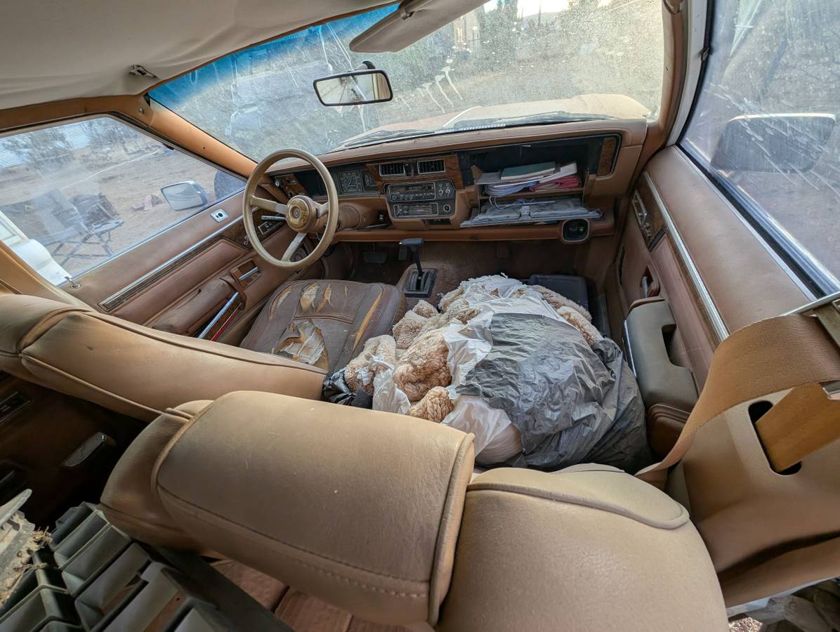 Jeep-cherokee-1985-brown-12