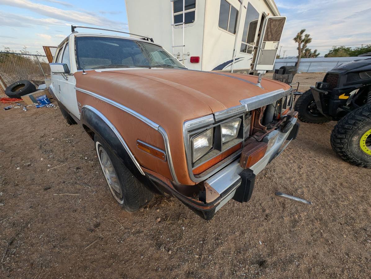 Jeep-cherokee-1985-brown-3