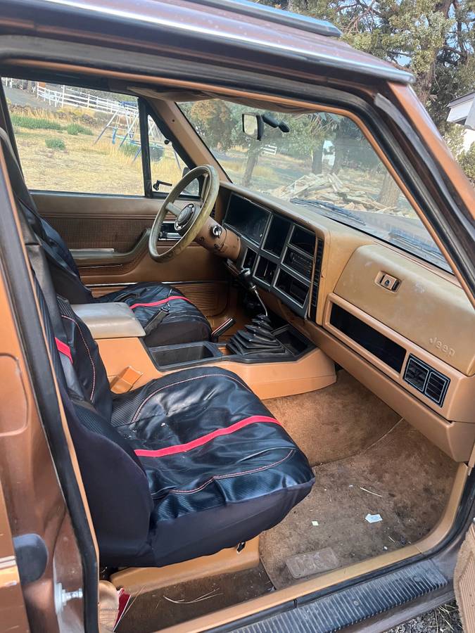 Jeep-cherokee-1985-brown-5