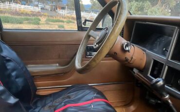 Jeep-cherokee-1985-brown-7